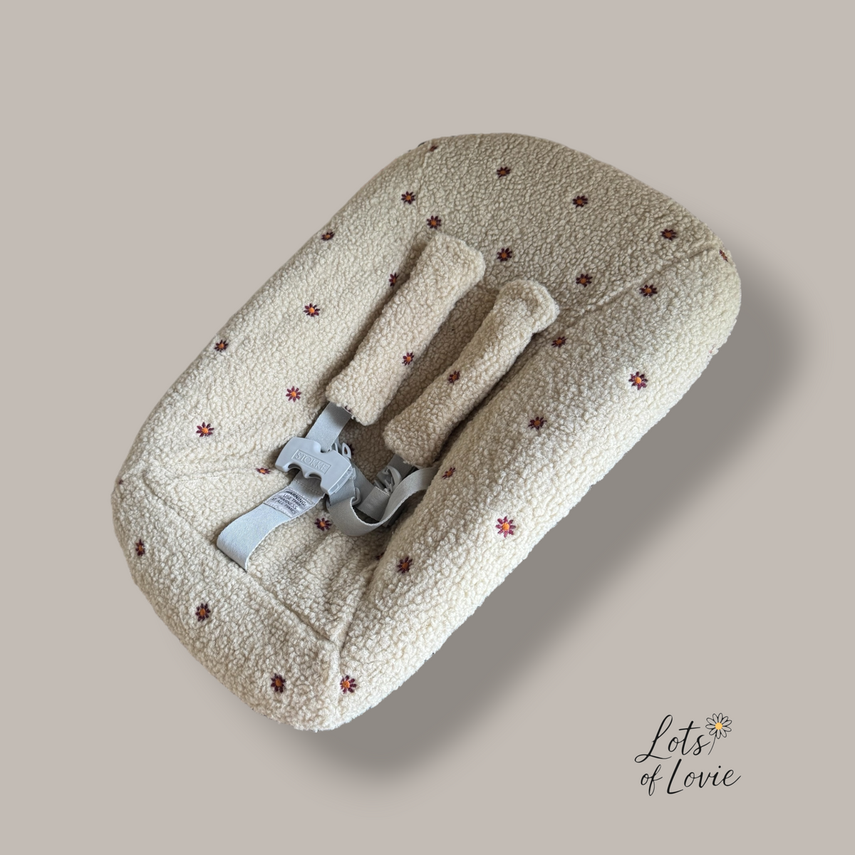 Hoes voor Stokke Tripp Trapp Newborn - teddystof beige met paarse bloemetjes – Lots of Lovie - kraamcadeau