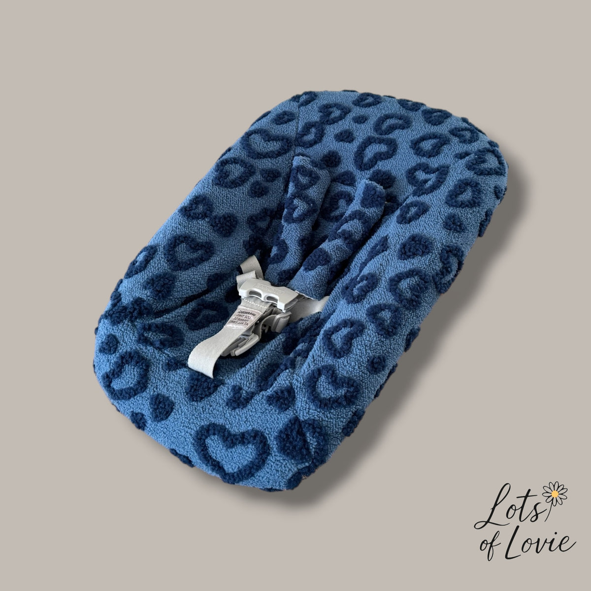 Hoes voor Stokke Tripp Trapp Newborn - teddy/boucle blauw met hartjes – Lots of Lovie - kraamcadeau