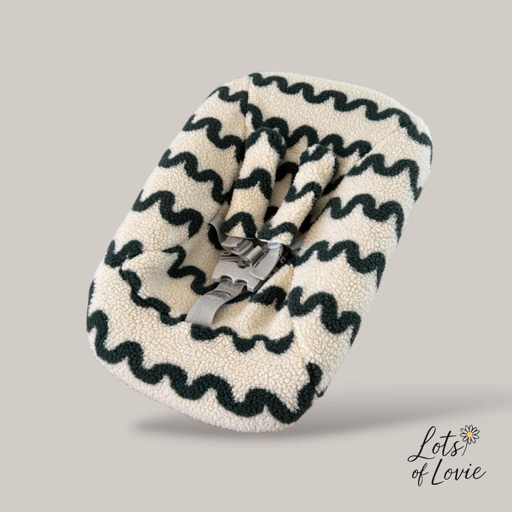Hoes voor Stokke Tripp Trapp Newborn – Teddystof met kronkel donker groen) patroon– Lots of Lovie